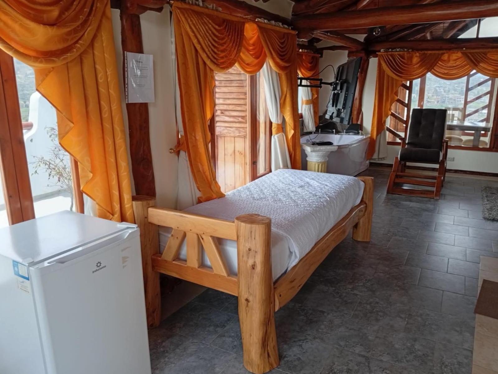 Hotel Maderanegra By Huasicama Latacunga Εξωτερικό φωτογραφία